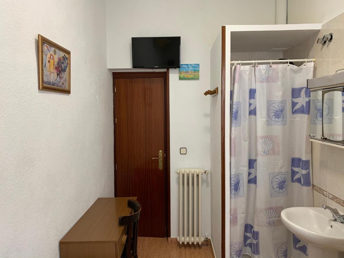Single Room Shared Toilet