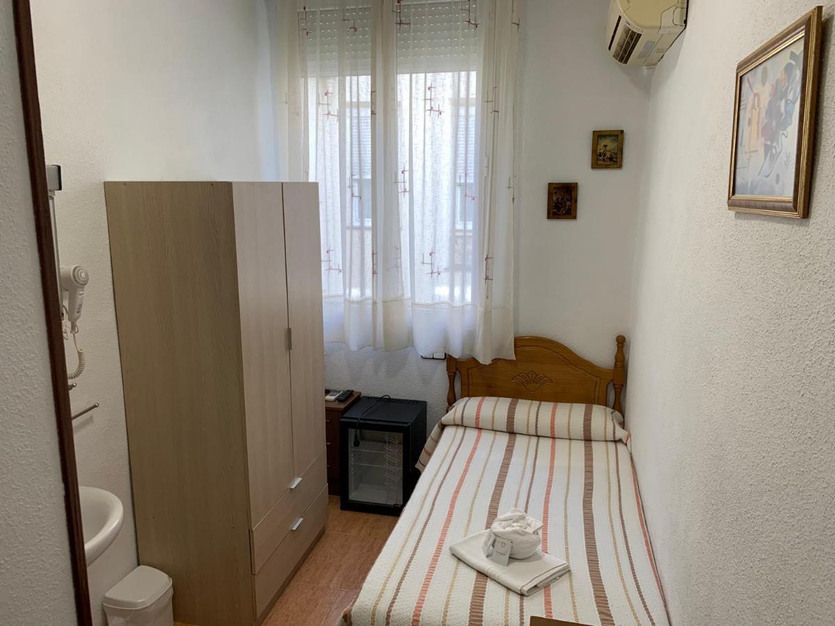 Single Room Shared Toilet